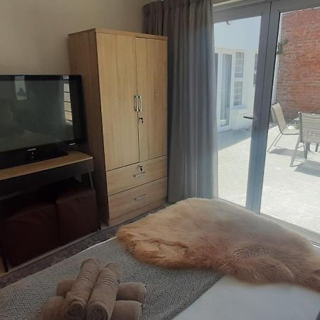 Beachview Guest Suites Port Elizabeth Luaran gambar