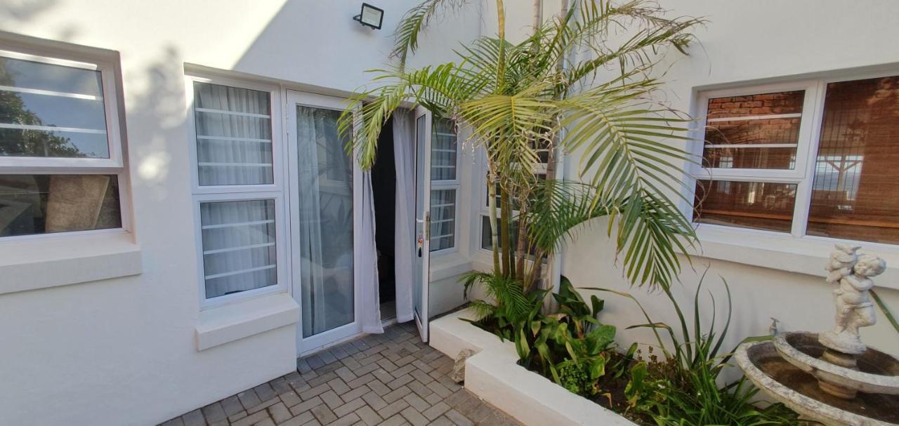 Beachview Guest Suites Port Elizabeth Luaran gambar